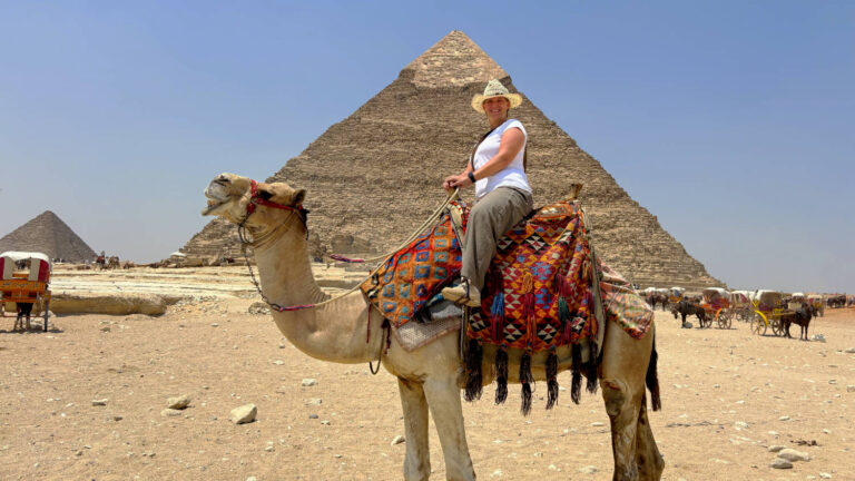 Hübsche Pappnase, Oscar, Pyramide